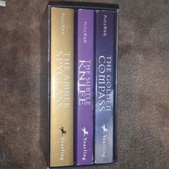 His Dark Materials Book Set - Picture 2 of 2